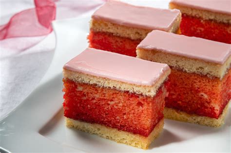 Farebné punčové rezy