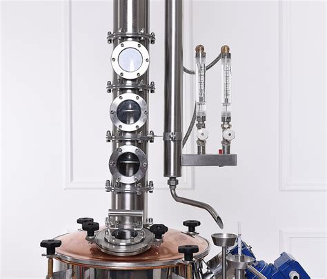 Rektifikačná kolóna destilačného prístroja