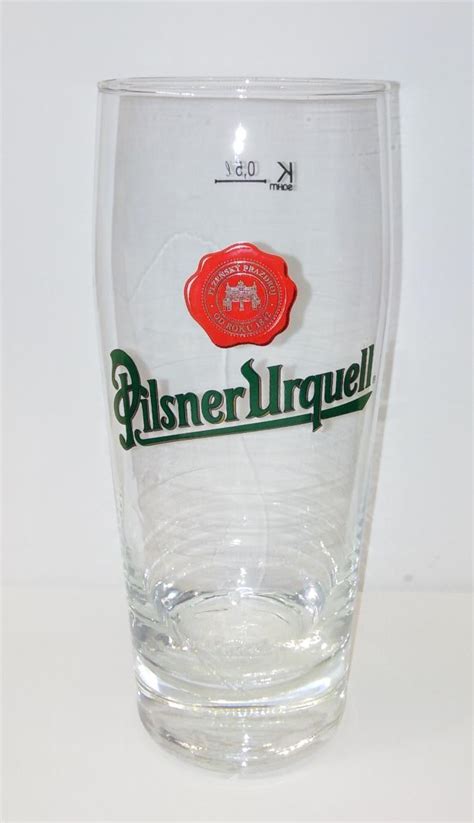Pilsner pohár s pivom