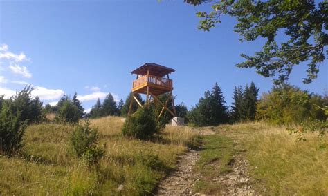 drevená rozhľadňa Lažtek