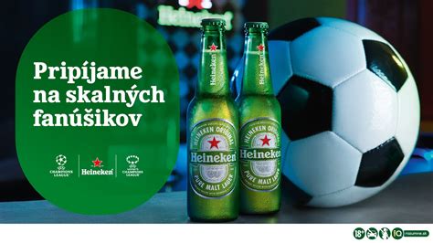 Ilustračná fotografia piva Heineken v skle