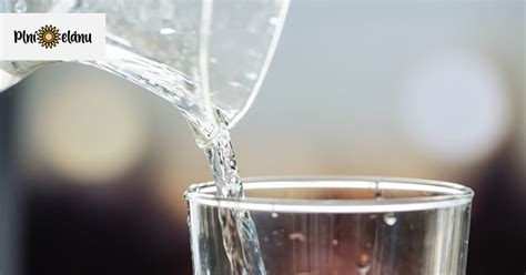 Porovnanie skleneného a krištáľového pohára