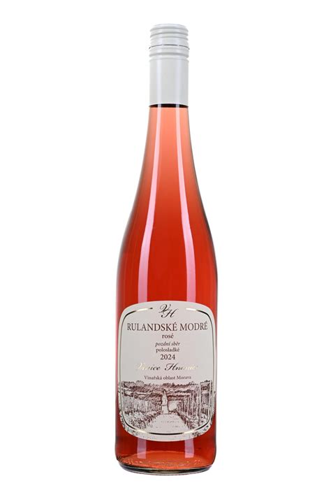 Servírované víno Rulandské modré rosé s jedlom