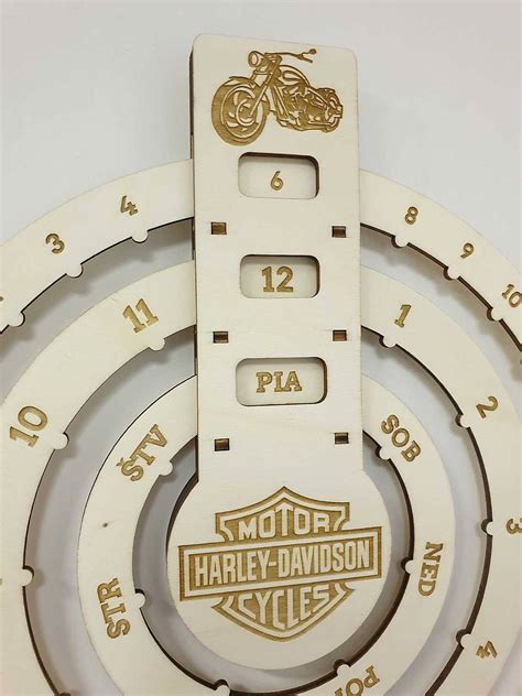 Drevený motocykel Harley-Davidson