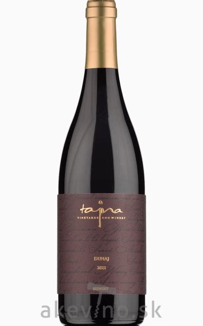 Servírované víno Dunaj s jedlom