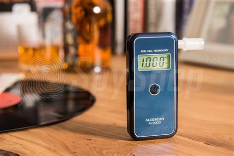 Obrázok digitálneho alkohol testeru