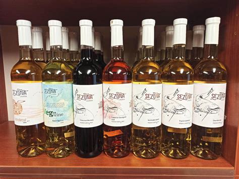 Rôzne druhy slovenských vín