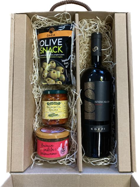 Darčeková sada so slivovicou a personalizovanou etiketou