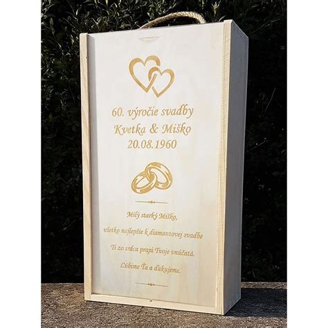 Drevená krabica na víno s gravírovaním