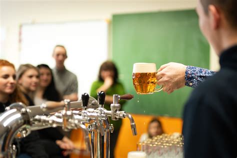 Škola čapovania piva