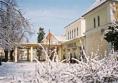 Kursalon Piešťany z exteriéru