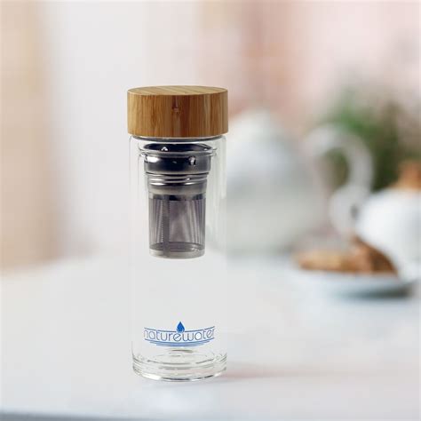 Fľaša Bacardi Superior s filtrom z dreveného uhlia