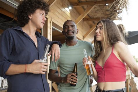 Detailný pohľad na zloženie piva Corona