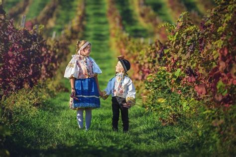 Rodina Žofiak vo vinohrade