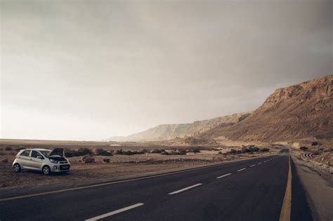 Ilustrácia mozgových buniek s vplyvom alkoholu