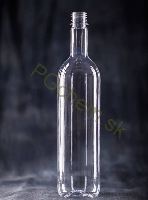 PET fľaše s uzáverom