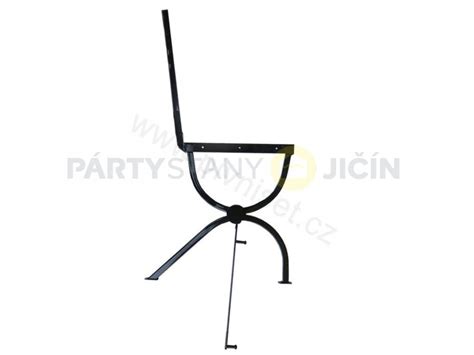 Detail kovovej podnože pivného setu