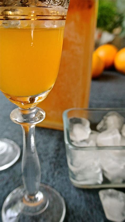 Fľaše s domácim likérom