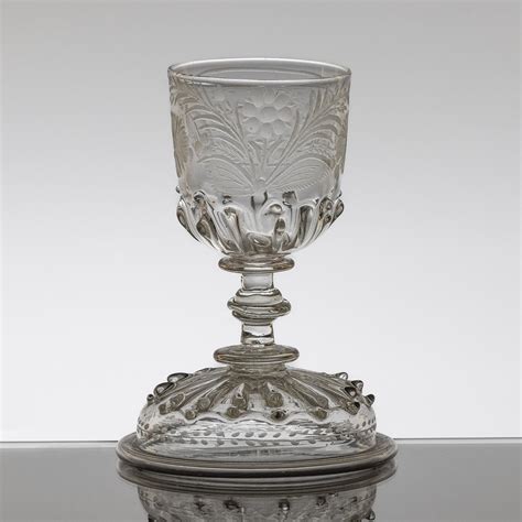 Pohár s hruškovicou